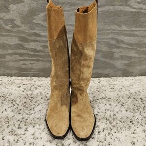 Aigle SZ 40/8.5 Women's Light Tan Leather Suede Knee High Almond Toe Boot